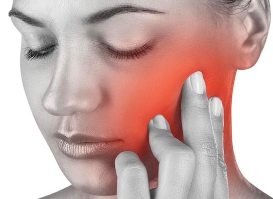 Çene Eklemi Rahatsızlıkları (TME): Nedenleri, Belirtileri ve Tedavi Seçenekleri